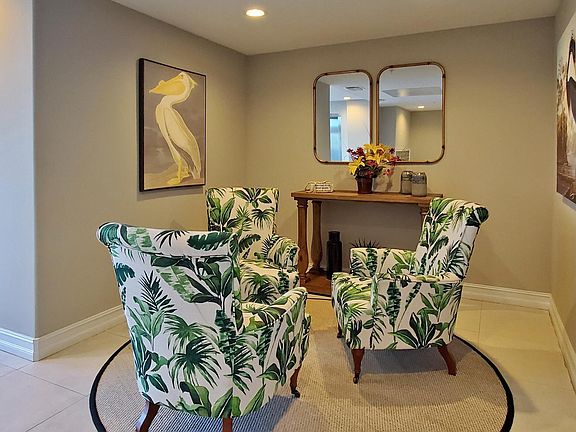 4th image of 1805 Riverside Dr #205