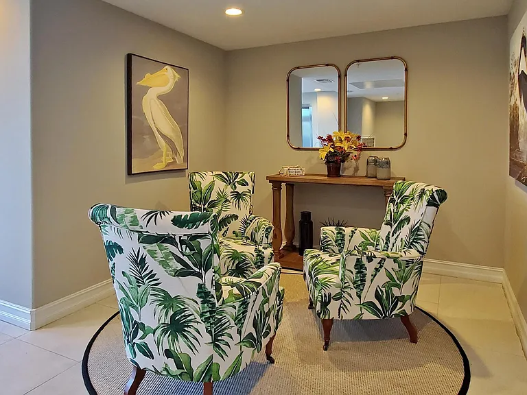 1805 Riverside Dr #205 — Photo 3