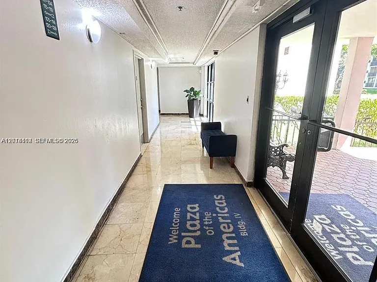17021 N Bay Rd #322 — Photo 6