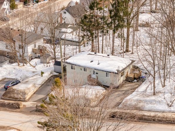 679 Montreal St, Midland, ON L4R 3S9