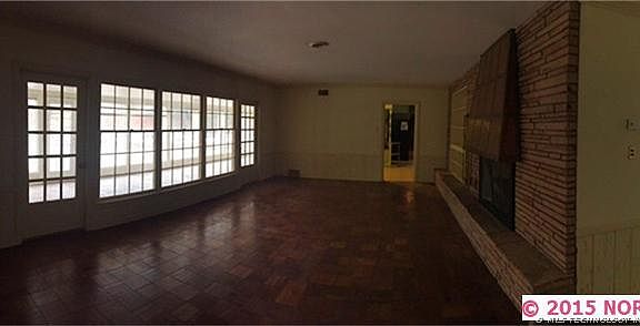 5th image of 4200 High Oaks St
