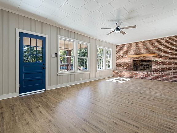 4th image of 3185 Loblolly Ln