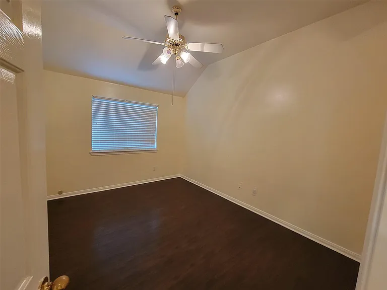 4010 Highland Vale Ct — Photo 14