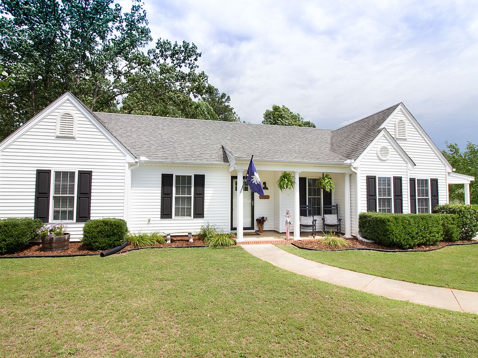 1st image of 102 Peat Moss Dr