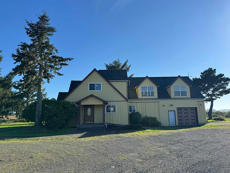 35237 Highway 101 Business