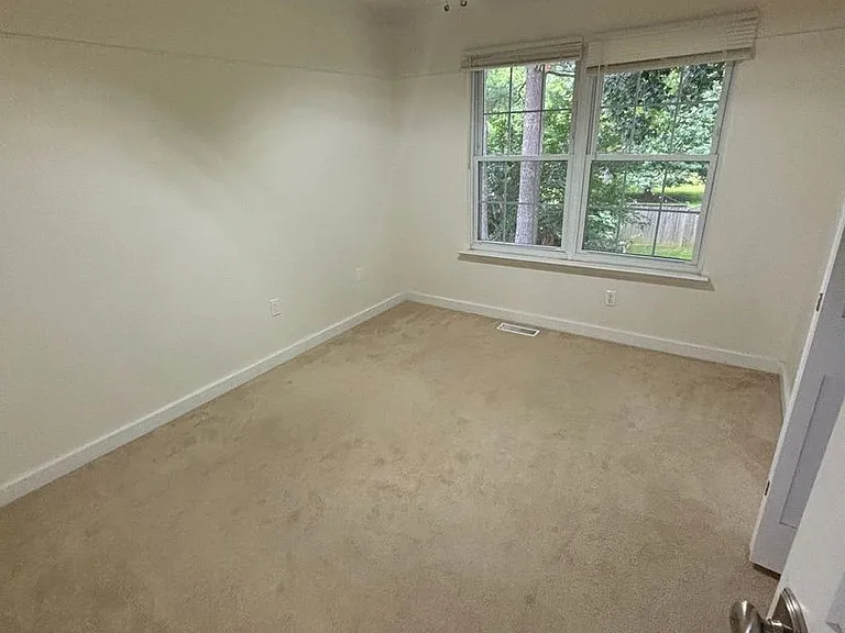 18428 Gardenia Way — Photo 8