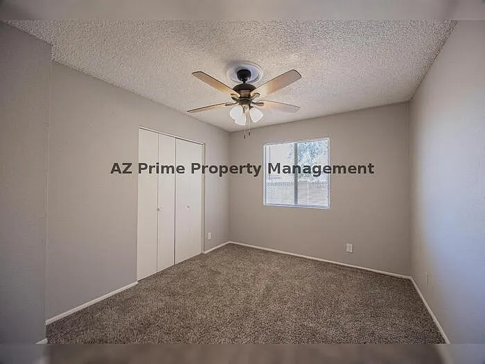 4704 S La Rosa Dr — Photo 21