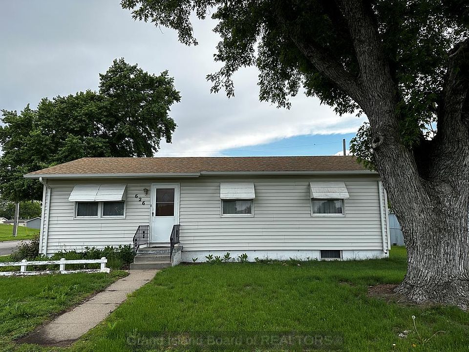 1st image of 626 N Custer Ave