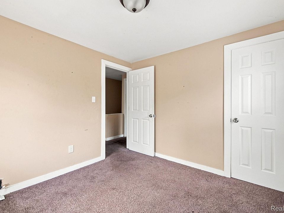 8882 Evergreen Ave, photo 14