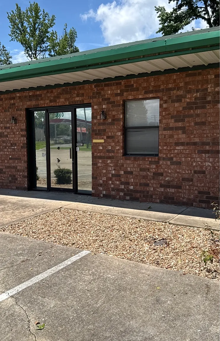 James Place - D — Photo 1