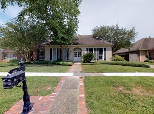 1045 Masterson Dr, Baton Rouge, LA 70810