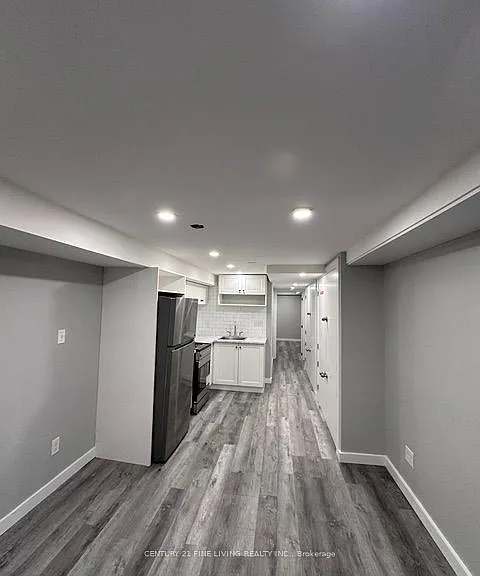 580 Nairn Ave W #6 — Photo 2