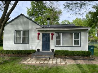 3316 Helena Dr, Troy, MI 48083