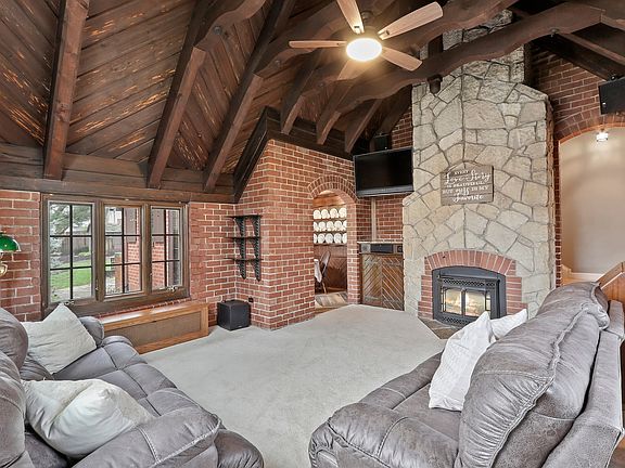 5th image of 217 S Prospect Ave