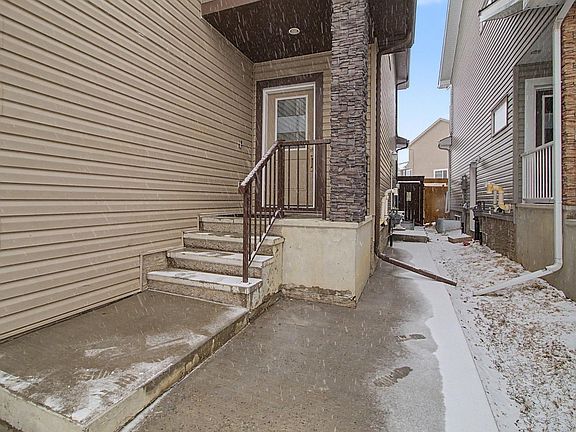 3rd image of 6313 Cartmell Rd SW