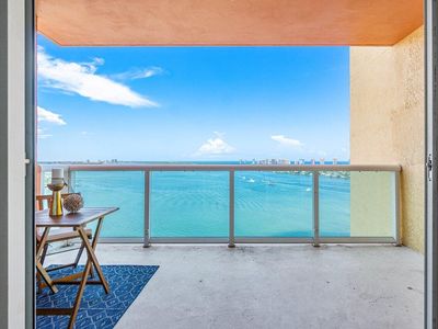 2650 Lake Shore Drive #2002, Riviera Beach, FL, 33404
