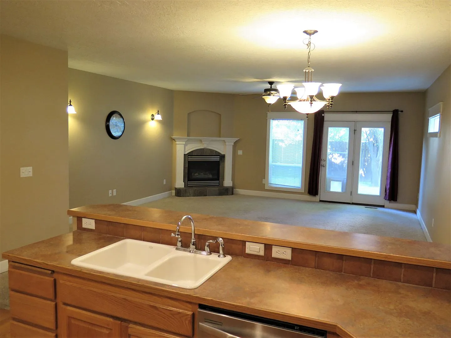 2123 South Dorothy Avenue — Photo 4