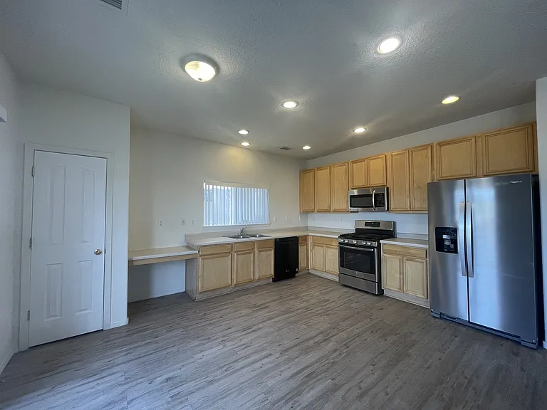 3540 Clear Creek Rd NE — Photo 10