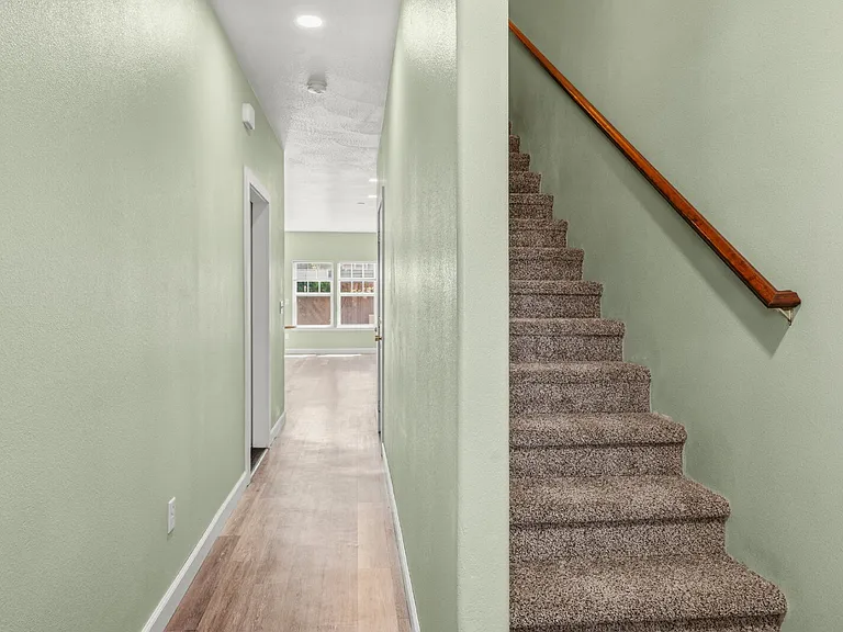 7834 Phaedra Ln — Photo 4