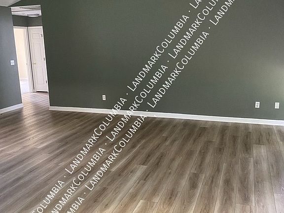 5th image of 623 Westwood Dr