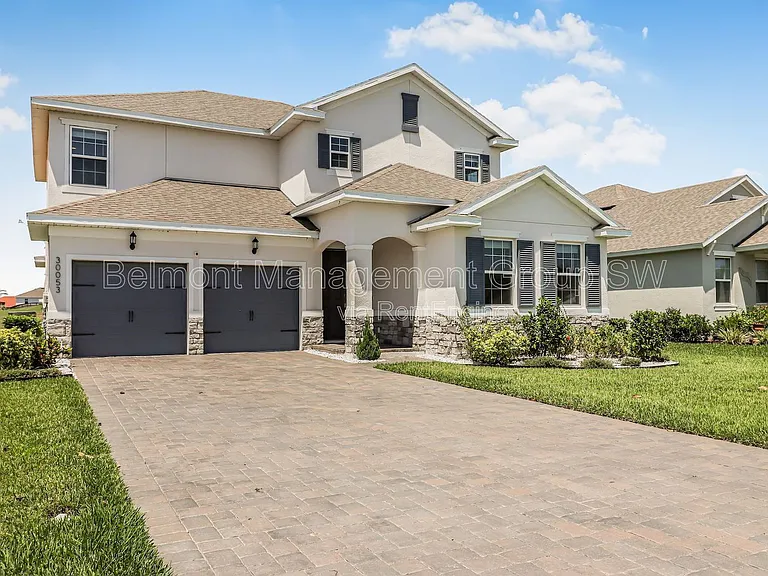 30053 Island Club Dr — Photo 2