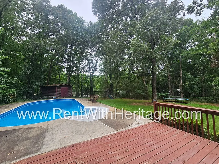 7268 Milam Rd — Photo 44