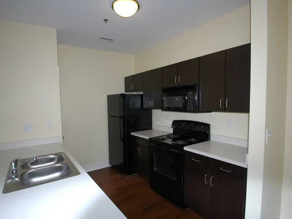 Park Edge Apartments