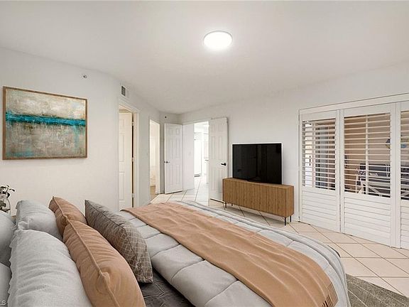 3rd image of 28720 Diamond DR #102