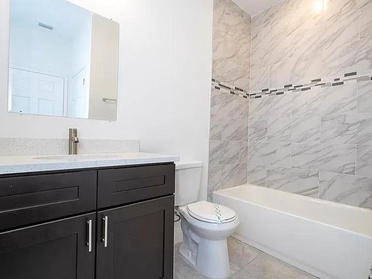 16919 SW 37th Terrace Rd — Photo 32
