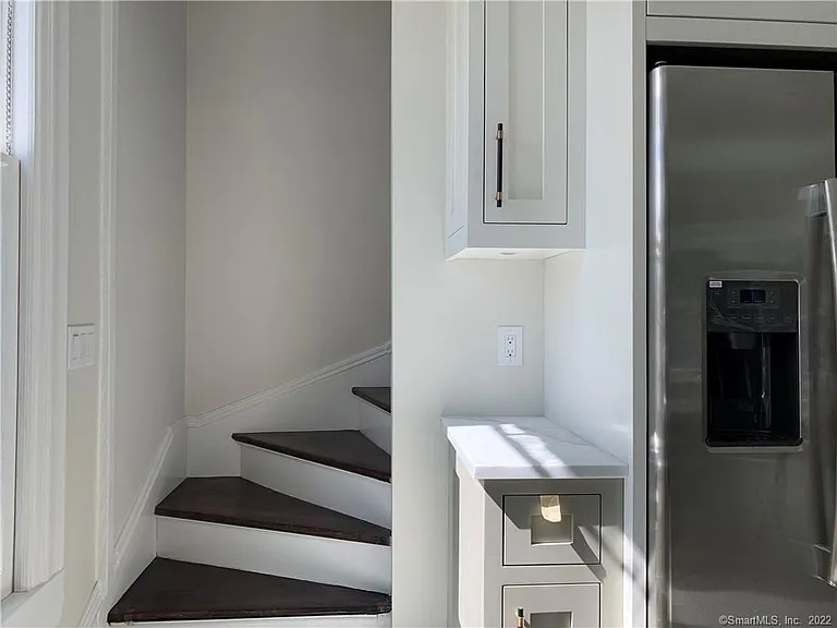 4 Morgan Ave — Photo 14