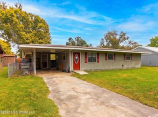 205 Willow Dr, Vicksburg, MS 39180