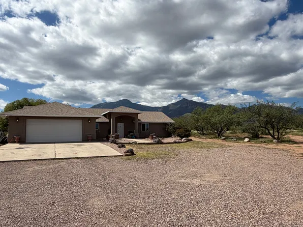 6100 E Mombasa Ln, Hereford, AZ 85615