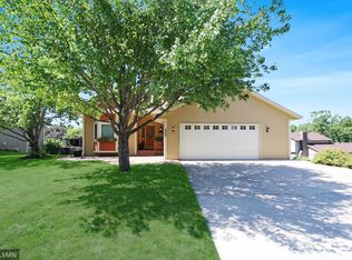 6867 Sunnyslope Dr, Maple Grove, MN 55311