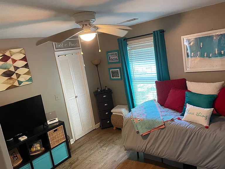 932 Richter Way — Photo 14