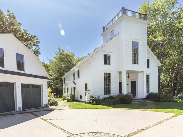 7 Wesmore Lane, Kennebunkport, ME 04046