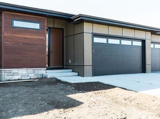 4919 S 1st St #1, Lincoln, NE 68512