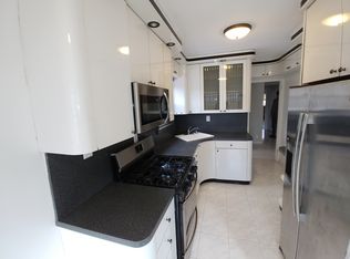 21-76 24th St #2, Astoria, NY 11105