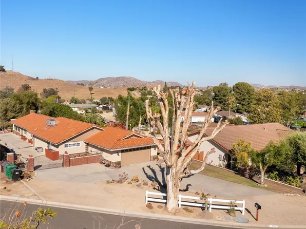 2661 Lasso Ln, Norco, CA 92860