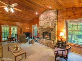 19869 Tiger Tail Rd, Grass Valley, CA 95949