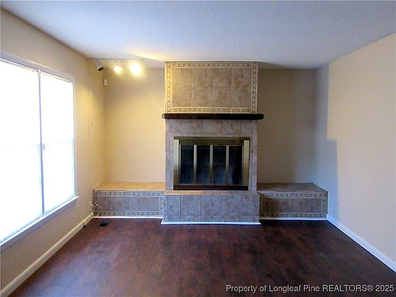 4th image of 2602 Dinsmore Dr