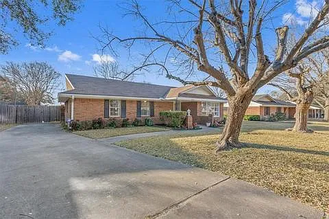 5324 Lake Lindenwood Dr — Photo 29