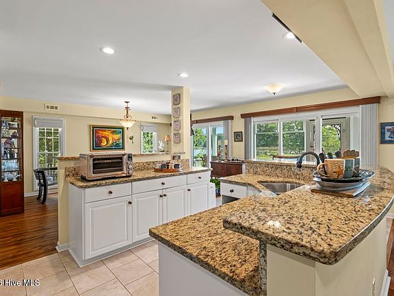 4th image of 148 E Ivybridge Drive