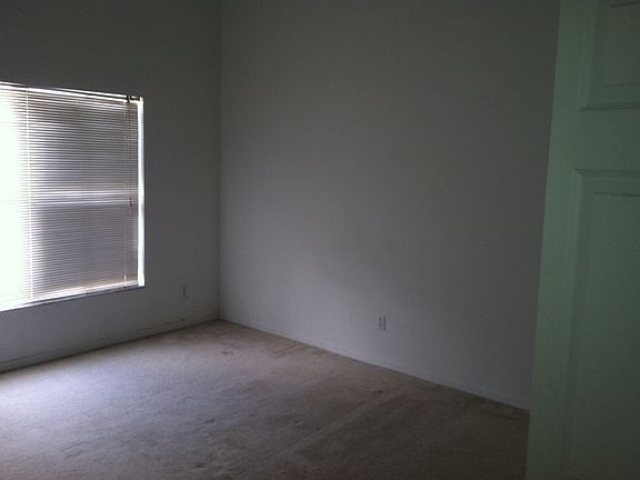 5th image of 2009 Colonial Woods Blvd