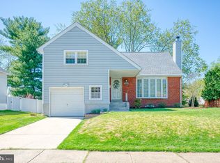 1318 Warwick Dr, Lutherville Timonium, MD 21093