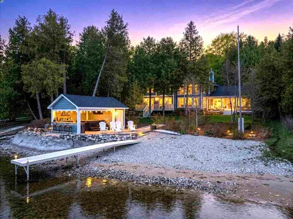 3312 Springwater Beach Rd, Boyne City, MI 49712