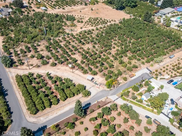 7 Street, Mentone, CA 92359