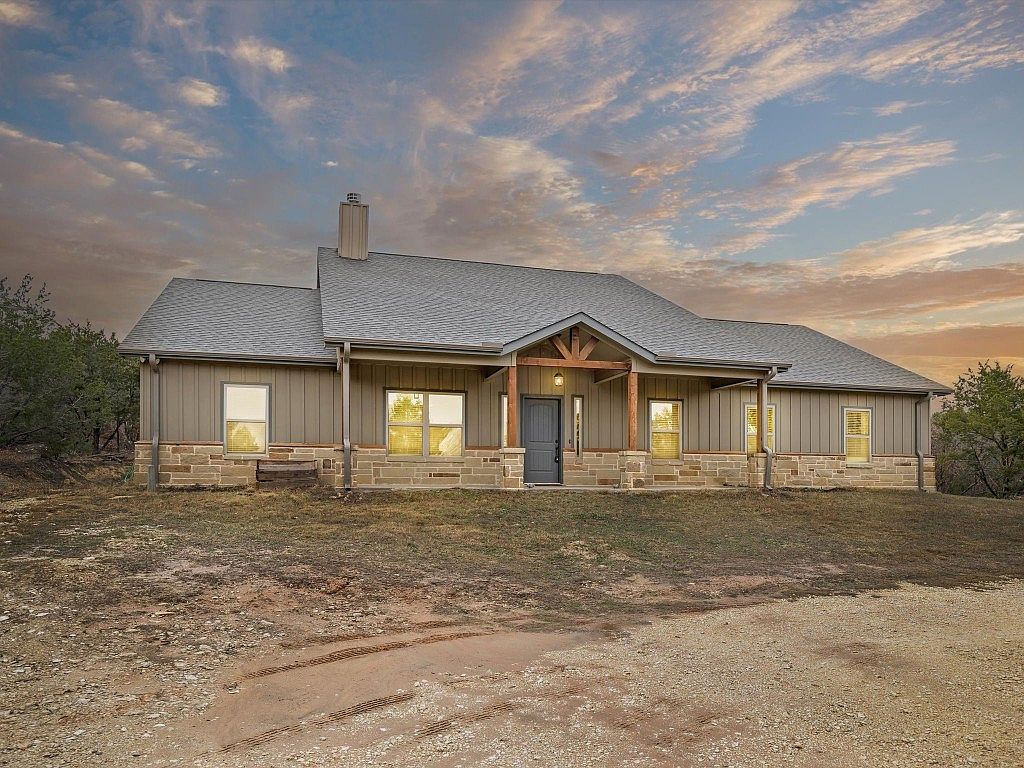 950 Magic Valley, Bluff Dale, TX 76433 MLS 20364523 Zillow