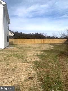 5th image of 170 Settlers Way