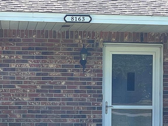 2nd image of 8163 Pinosa St