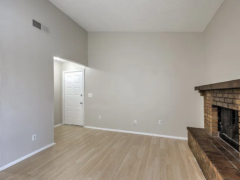 2981 Country Manor Ln #122 — Photo 9